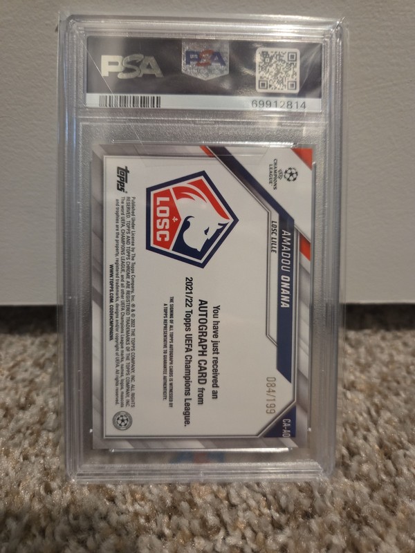 Topps Chrome UEFA 2021-22 Amadou Onana Auto /199 PSA 10 view 2