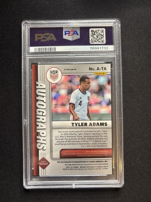 2021-22 Mosaic FIFA Tyler Adams Autograph Orange Fluorescent /50 Mosaic PSA 10 view 2